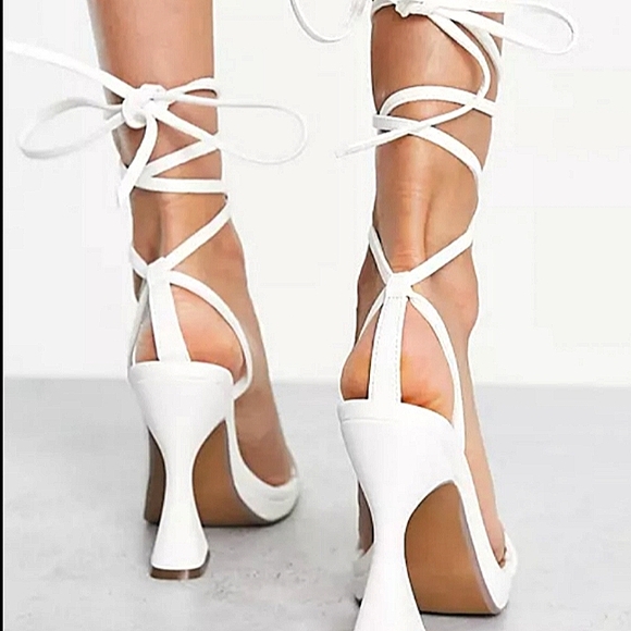 New w/Box Steve Madden Lafayette Faux Leather Lace-Up Leg Heeled Sandal Size 7.5 - Picture 6 of 9